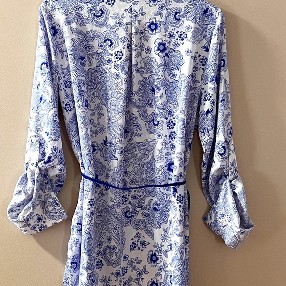 NWT Floral Paisley Print Button-Up Tunic by Laura Size 6 - Picture 2 of 8
